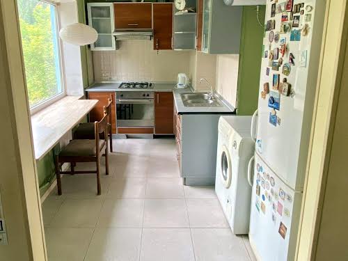 квартира за адресою Романа Ратушного вул. (Волгоградська), 29