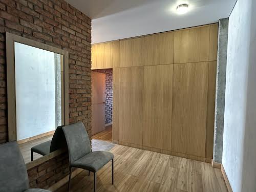 квартира за адресою Дніпровська наб., 1а