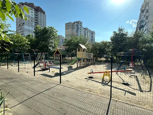 квартира за адресою Анни Ахматової вул., 16-Б