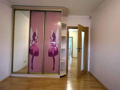 квартира за адресою Гетьмана Петра Дорошенка вул., 28в