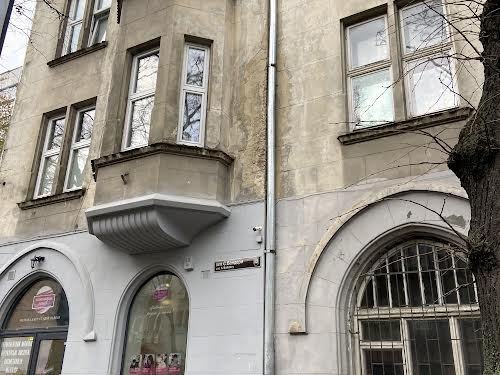 квартира за адресою Степана Бандери вул. (), 28