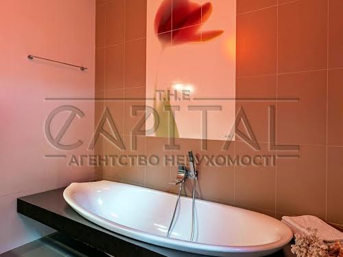 квартира за адресою Гоголівська вул., 4
