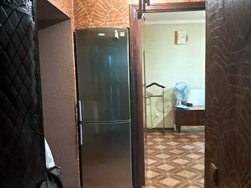 квартира за адресою Героїв Майдану вул. (Театральна), 46