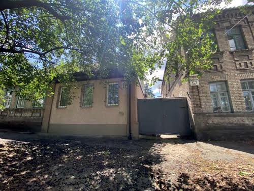будинок за адресою Героїв УПА вул. (Камчатська), 57