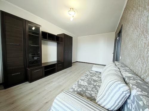 квартира за адресою Тополя-3 вул., 54