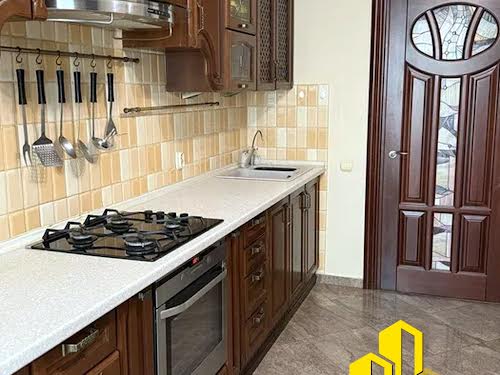 квартира за адресою Плугова вул., 6а