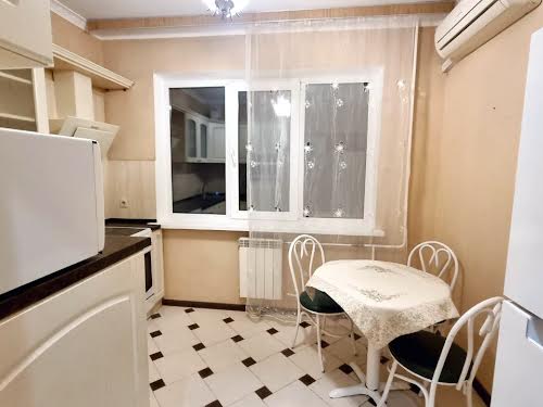 квартира за адресою Панаса Мирного вул., 11