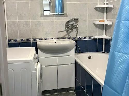 квартира за адресою Академічна вул., 56