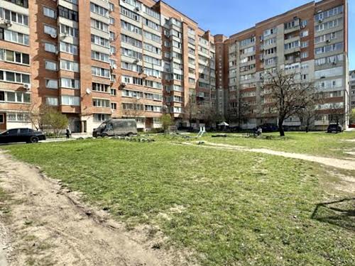 квартира за адресою Металургів вул., 32Б