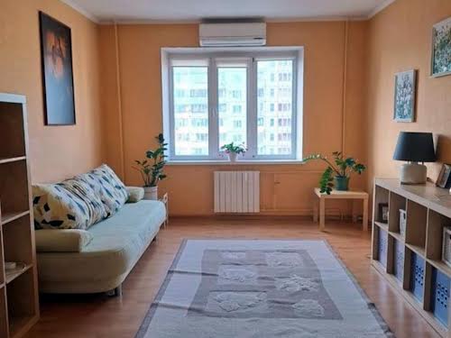 квартира за адресою Берестейський просп. (Перемоги), 121-А