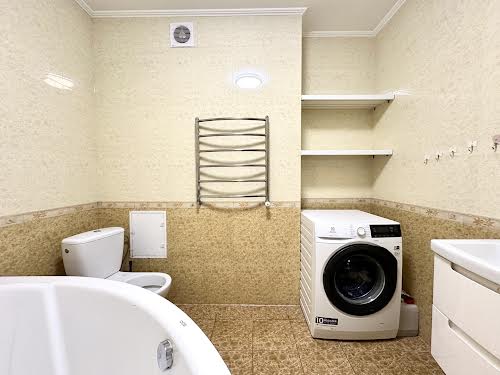 квартира за адресою Паркова вул., 18в
