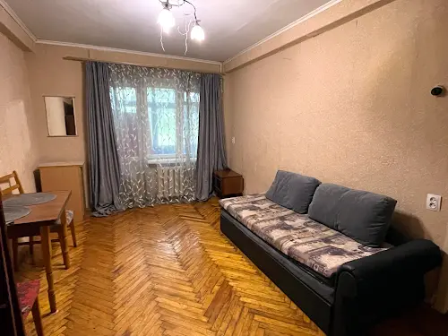 квартира за адресою Вячеслава Зайцева вул., 21