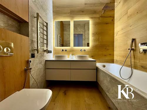 квартира за адресою Кучеревського бульвар, 1