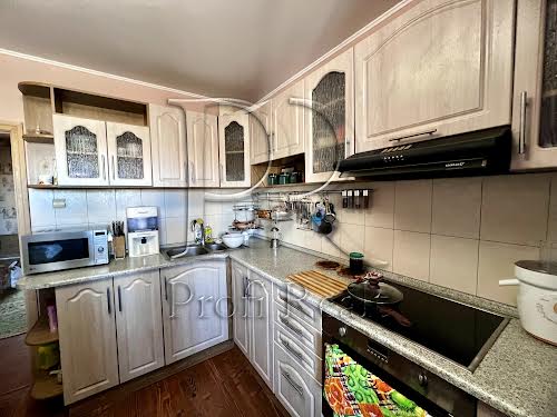 квартира за адресою Федора Ернста вул., 6