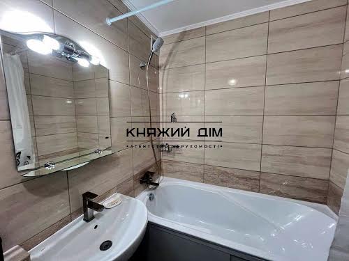 квартира за адресою Драгоманова вул., 44-А