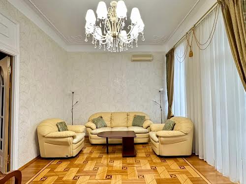 квартира за адресою Михайлівська вул., 24-В