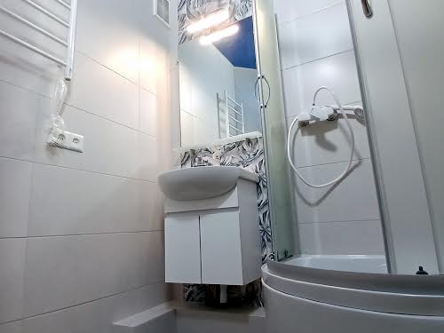 квартира за адресою Лазурна вул., 18а