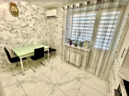 квартира за адресою Тараса Сича пров., 26