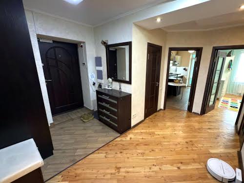 квартира по адресу Богдана Хмельницького ул., 33а