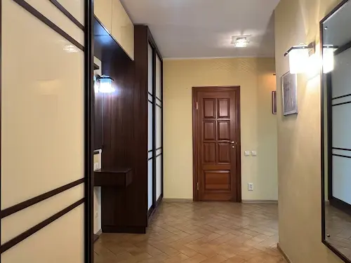 квартира за адресою Анни Ахматової вул., 16-Б