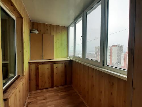 квартира за адресою Милославська вул., 45