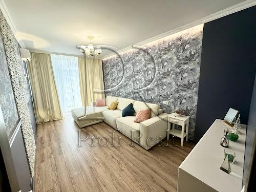 квартира за адресою Регенераторна вул., 4К14