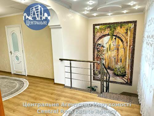 будинок за адресою Південно-Кільцева вул.