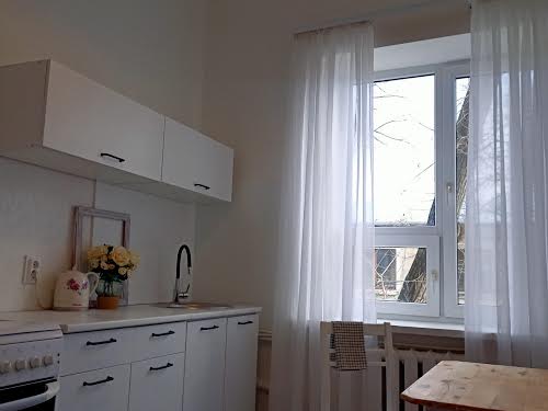 квартира за адресою Стовпова вул., 81