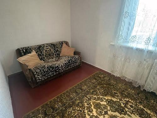 квартира по адресу Строителей ул., 27