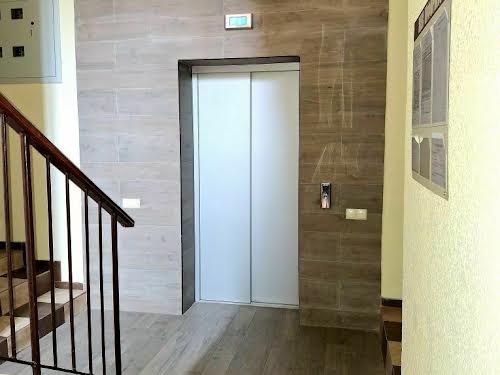квартира за адресою Сонячна вул., 5