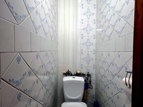 квартира за адресою Бажана вул., 16