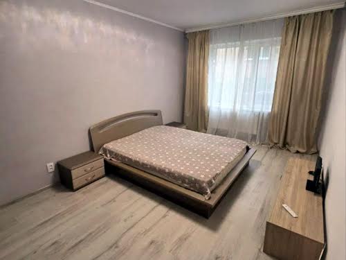 квартира за адресою Садова вул., 45-Б