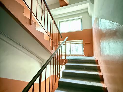 квартира за адресою Олександра Довженка вул., 8