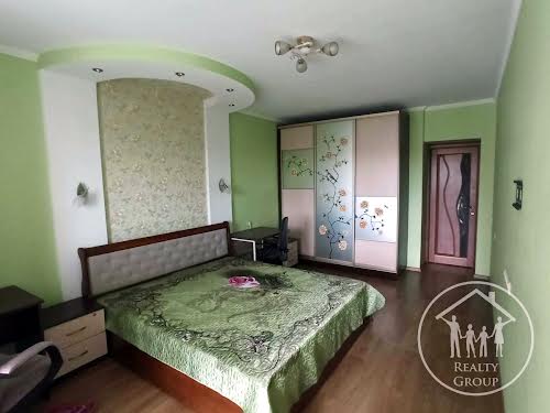 квартира по адресу Вернадського, 8