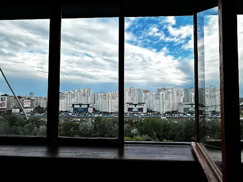 квартира за адресою Срібнокільська вул., 16