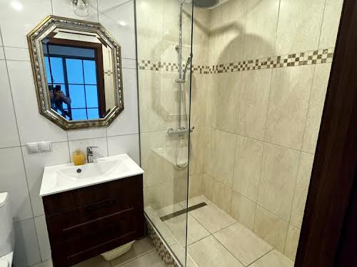 квартира за адресою Родини Крушельницьких вул., 7