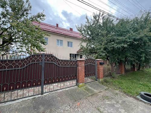 дом по адресу с. Криховцы, Радостная ул., 8а