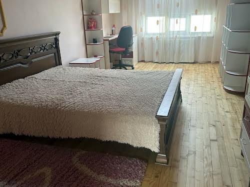 квартира за адресою Івасюка вул., 50