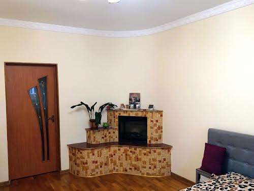 квартира за адресою Галицька вул., 64в