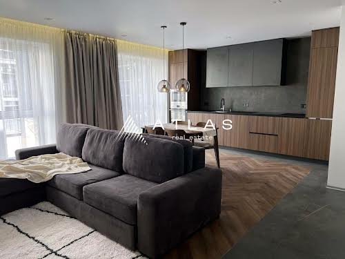 квартира за адресою Залізнична вул., 7