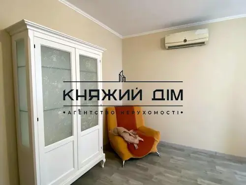 квартира за адресою Степана Руданського вул., 4-6