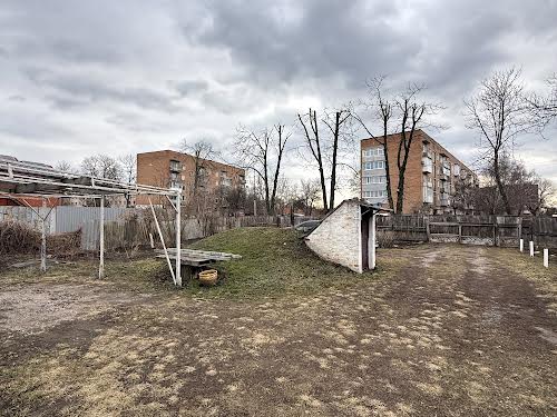 будинок за адресою Каштанова, 36