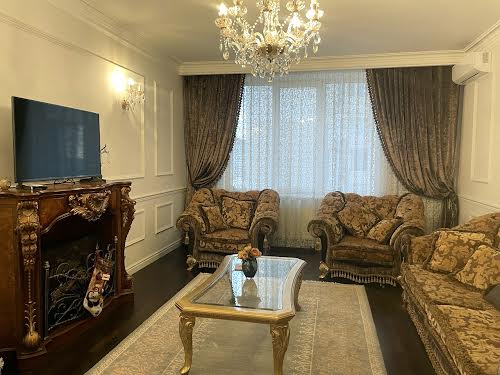 квартира за адресою Літературна, 12 А