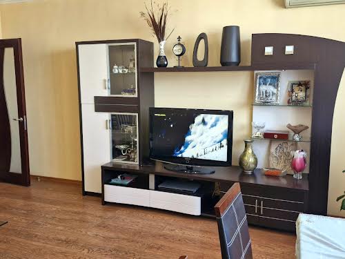 квартира за адресою Старицького вул., 20/2