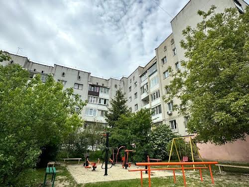 квартира за адресою Івасюка вул., 21