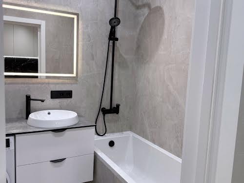 квартира за адресою Щирецька вул., 28