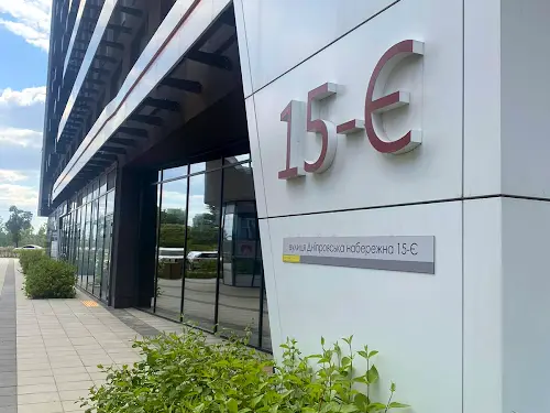 квартира за адресою Дніпровська набережна вул., 15-Є