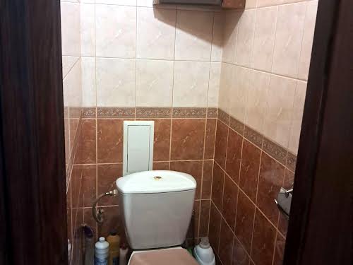 квартира за адресою Героїв Майдану вул. (Театральна), 46
