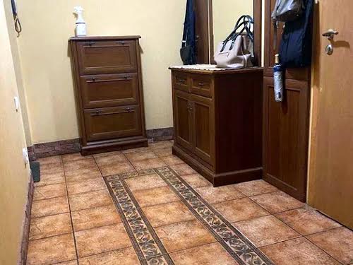 квартира за адресою Авраама Лінкольна вул., 3
