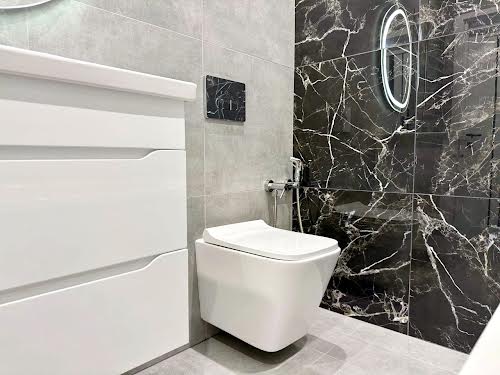 квартира за адресою Флотська вул., 106
